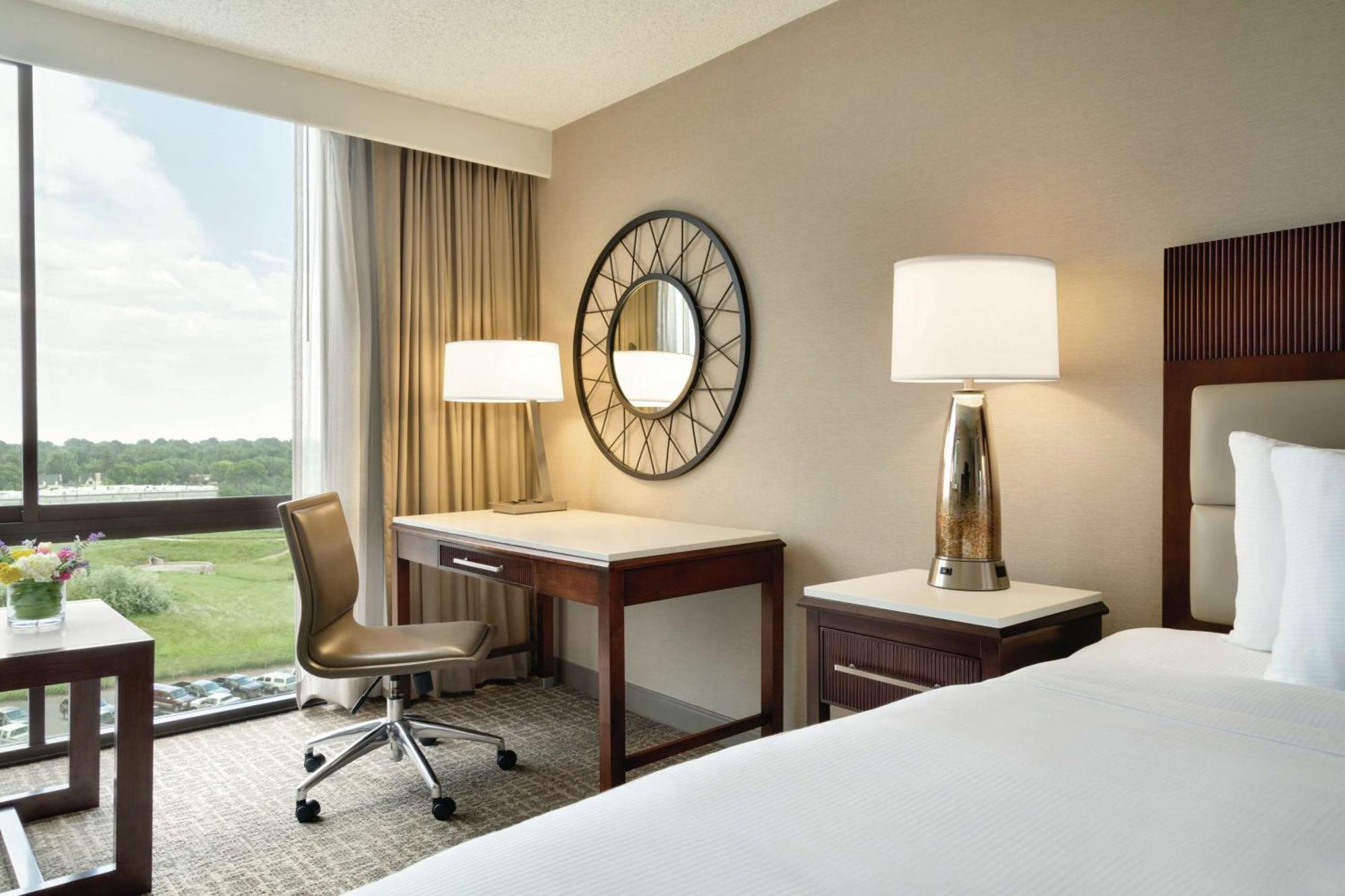 Hilton Fort Collins Exterior photo