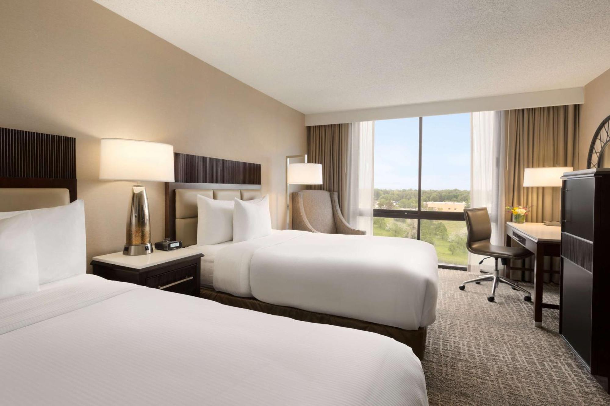 Hilton Fort Collins Exterior photo