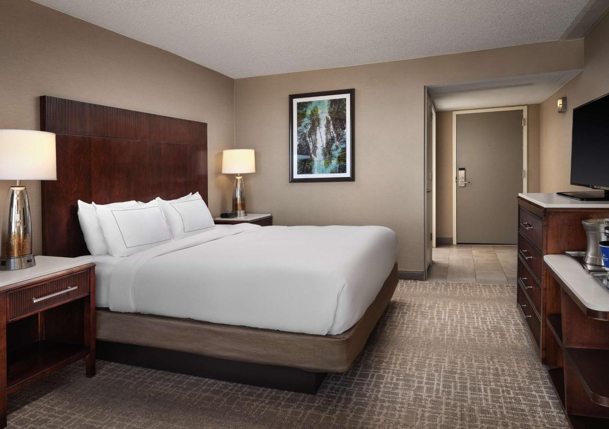 Hilton Fort Collins Exterior photo