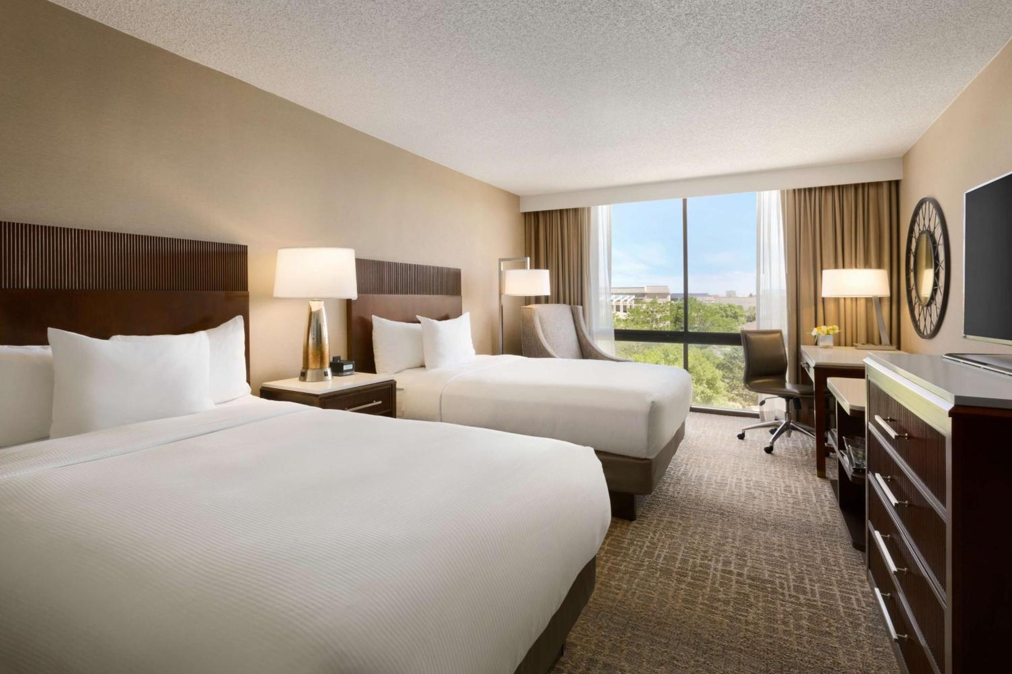 Hilton Fort Collins Exterior photo